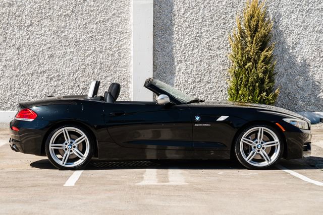Used 2012 BMW Z4 sDrive35is image 11