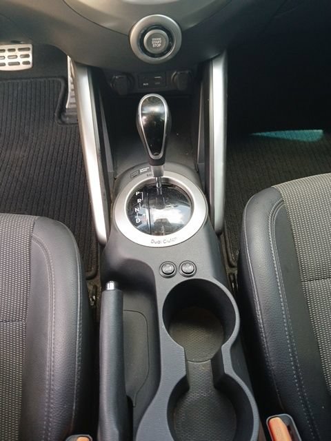Used 2016 Hyundai Veloster w/ Option Group 03 FWD image 18
