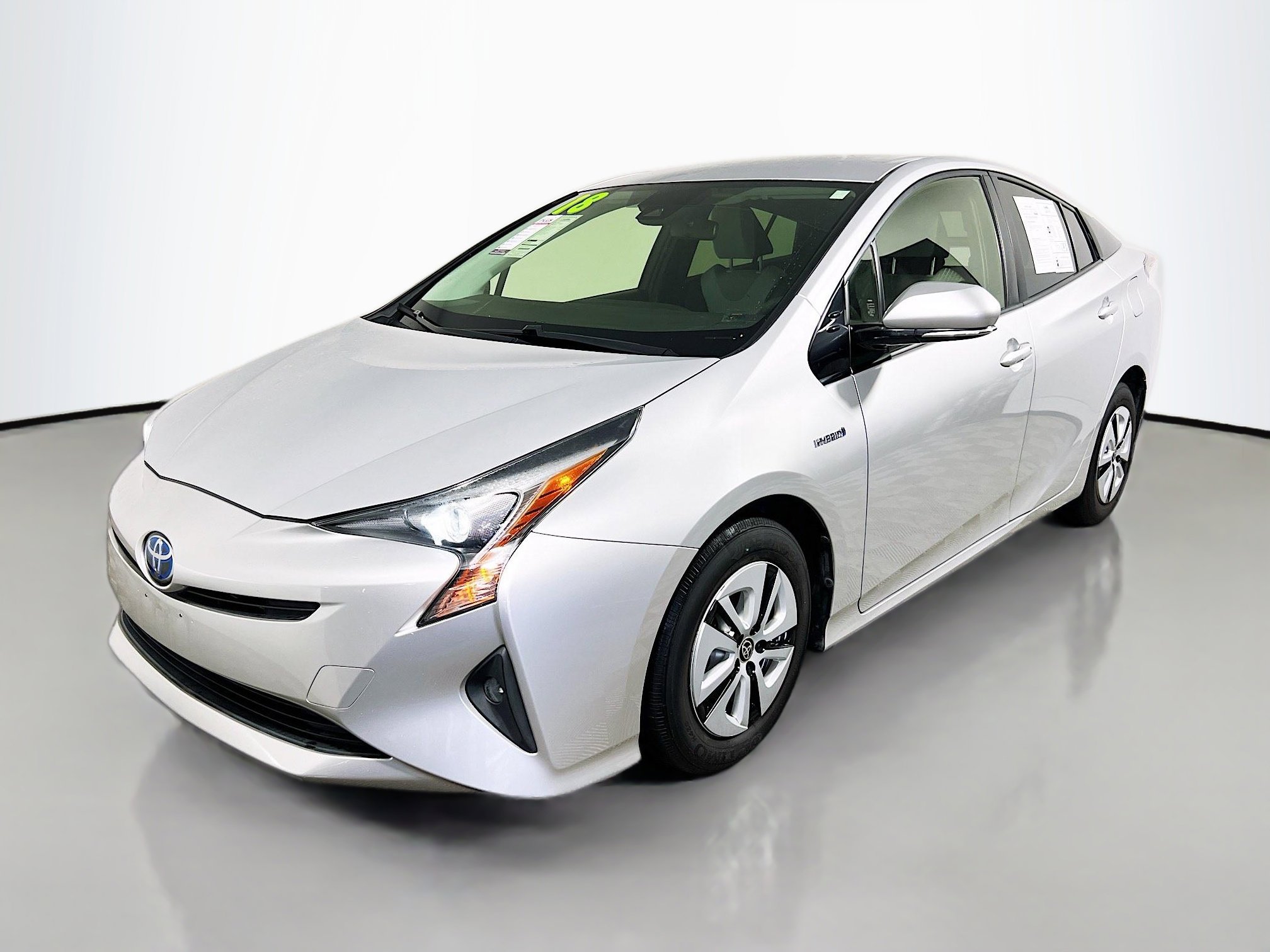 Used 2018 Toyota Prius Four image 10
