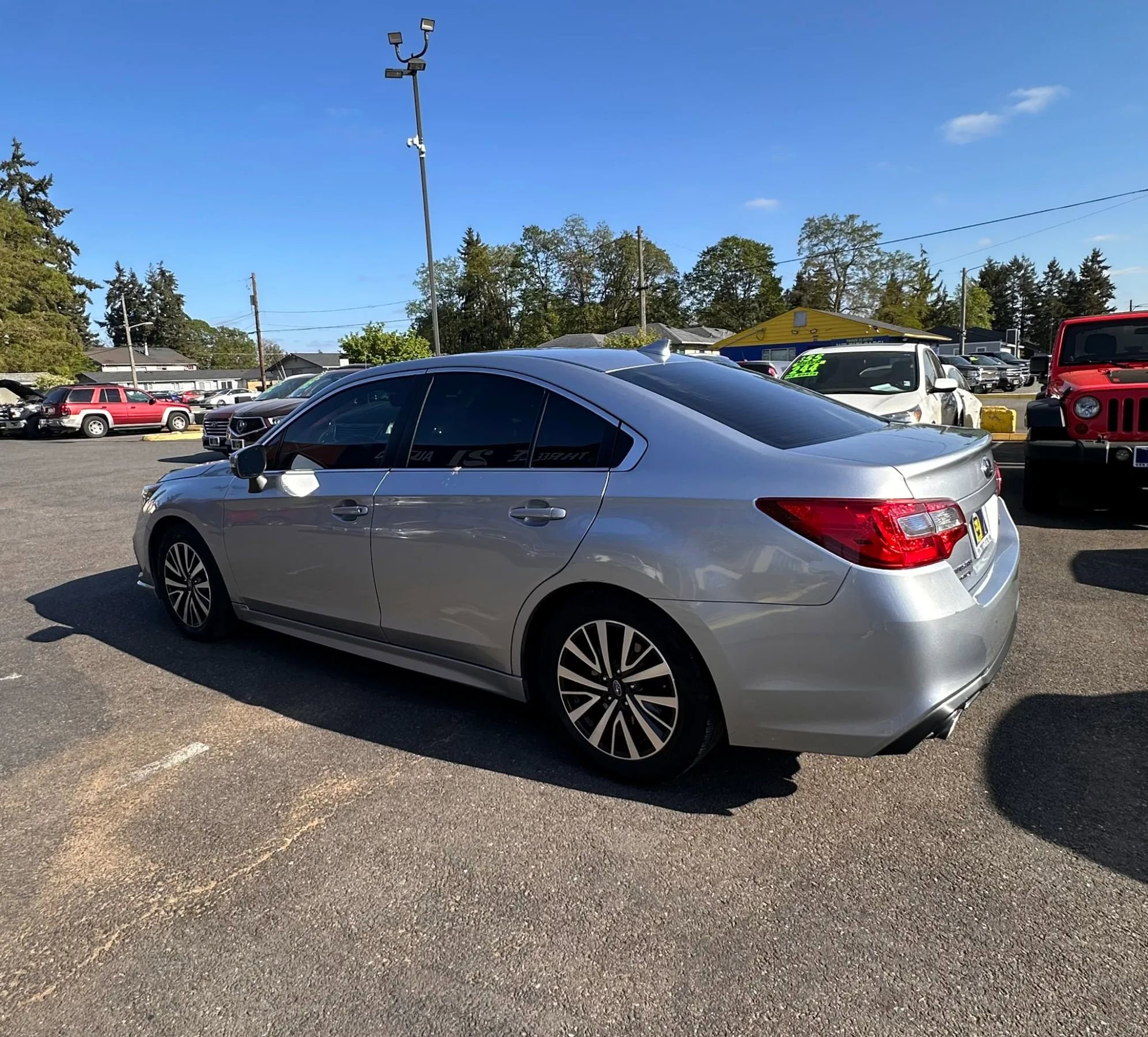 Used 2019 Subaru Legacy 2.5i Premium AWD/4WD image 4