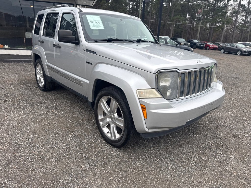 Used 2012 Jeep Liberty Limited Jet image 12