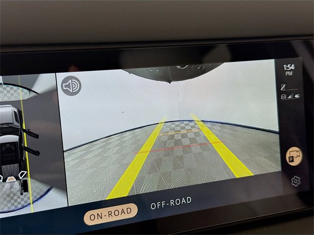 Certified 2023 Land Rover Defender 110 SE image 17