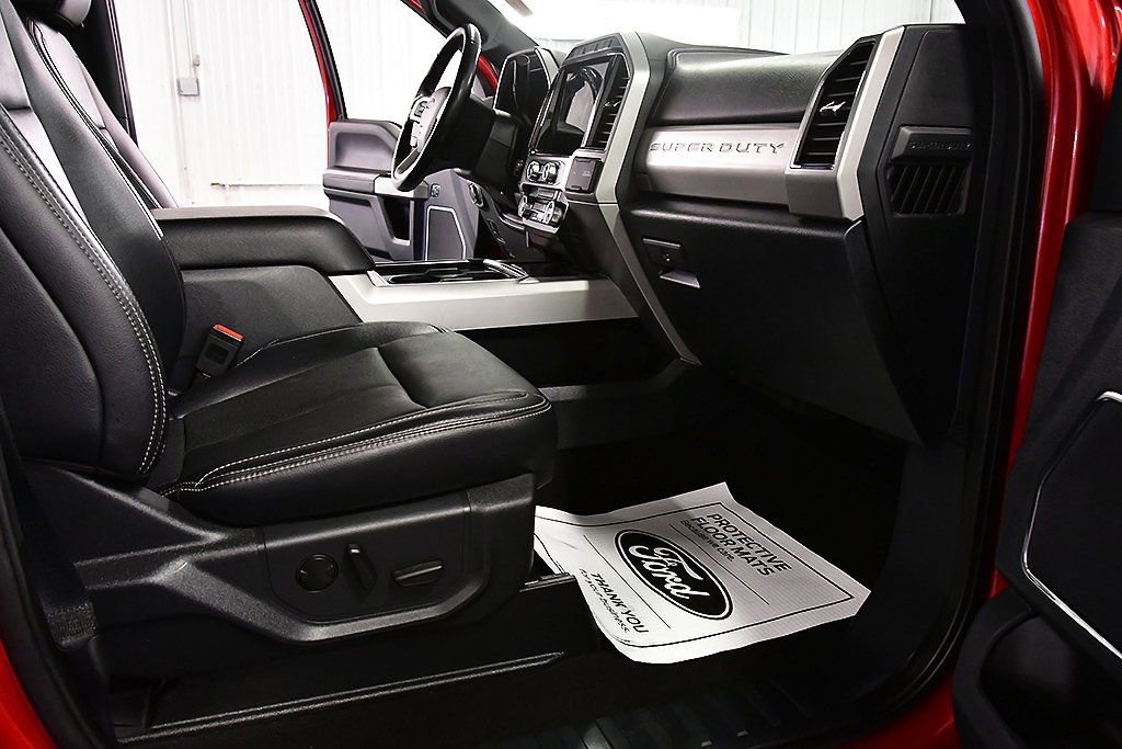 Used 2022 Ford F250 Lariat w/ Black Appearance Package image 30