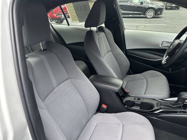 Certified 2023 Toyota Corolla SE w/ SE Premium Package FWD image 29