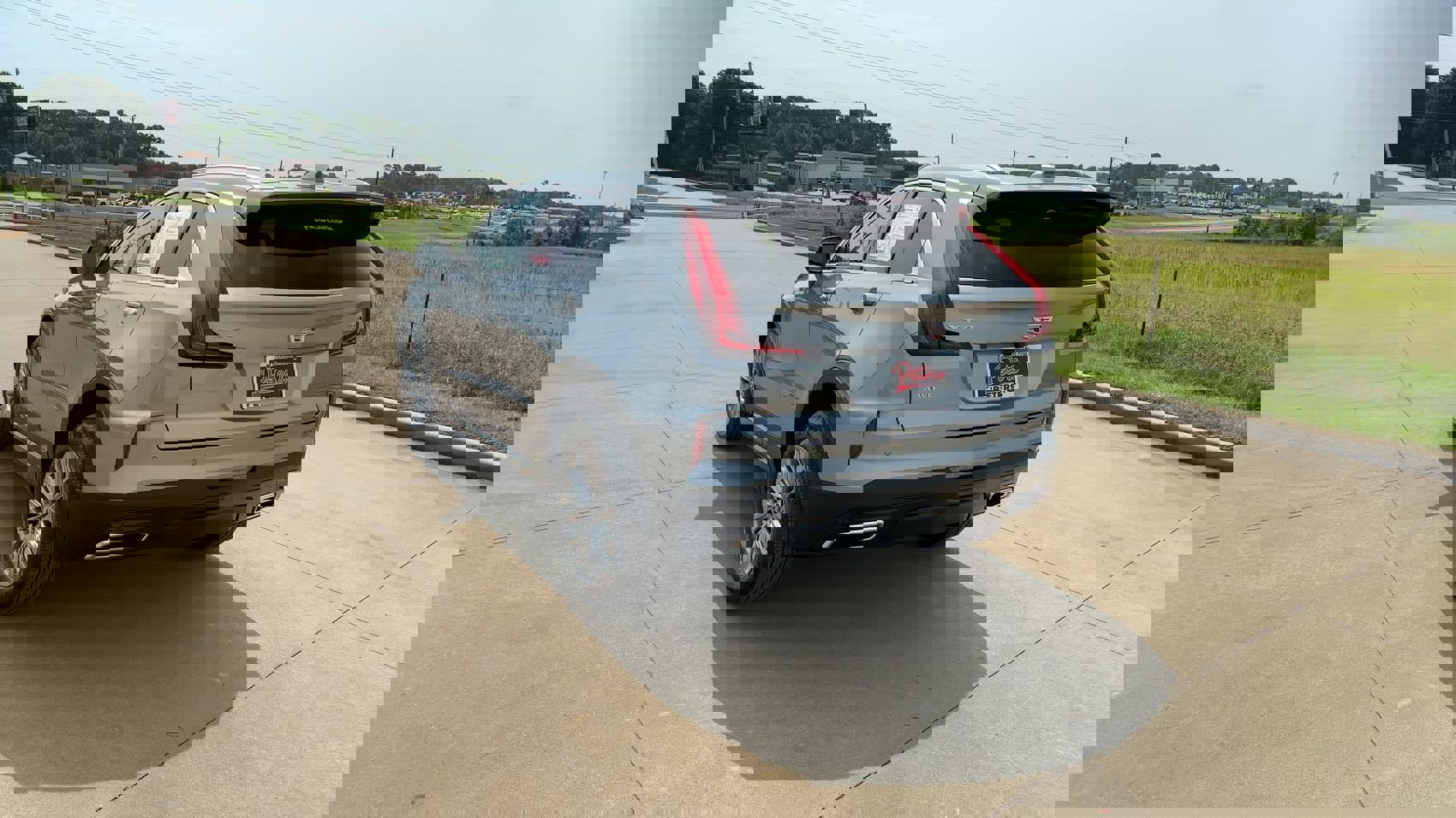 Used 2025 Cadillac XT4 Premium Luxury image 6