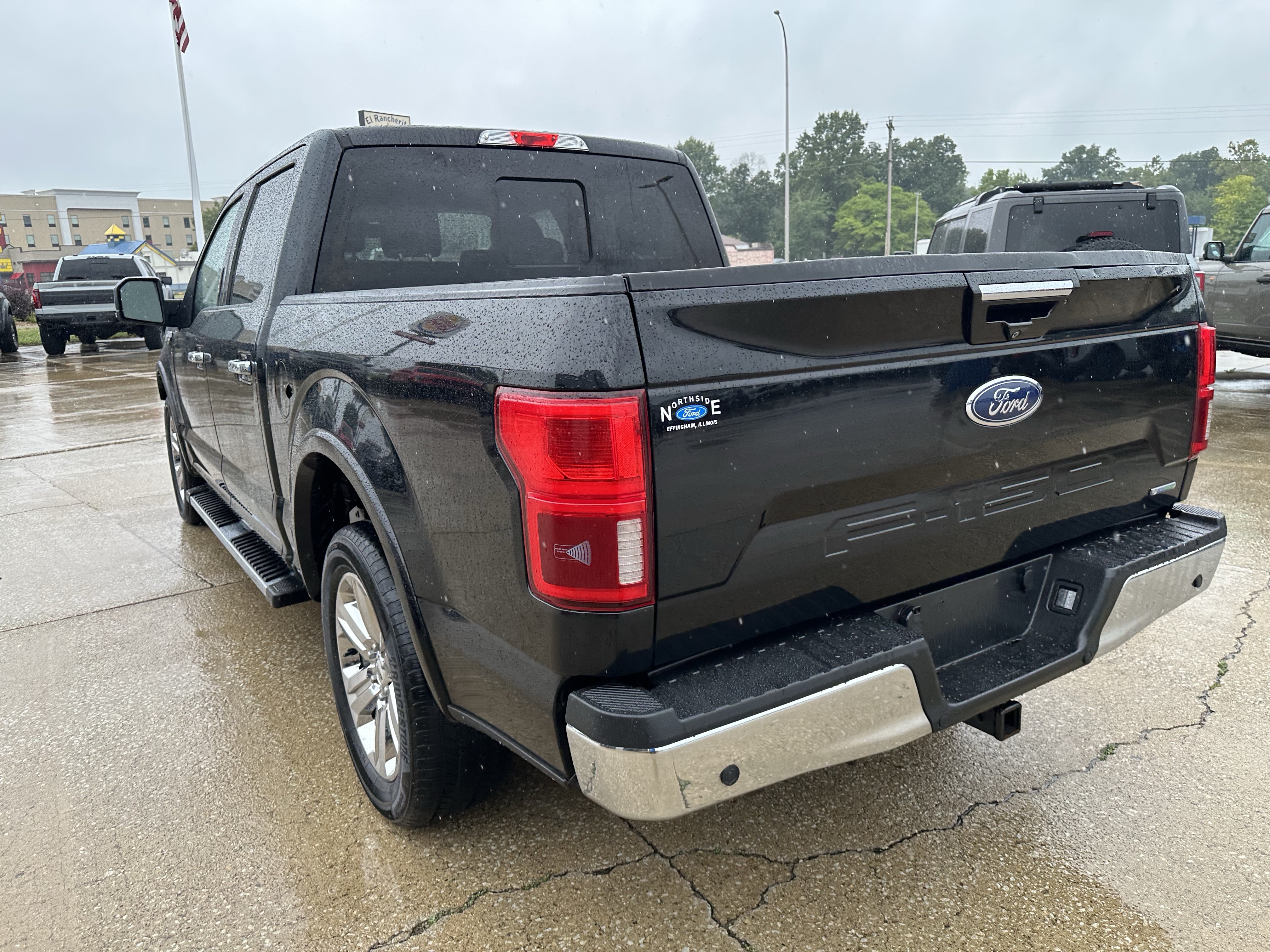 Used 2018 Ford F150 Lariat RWD image 7