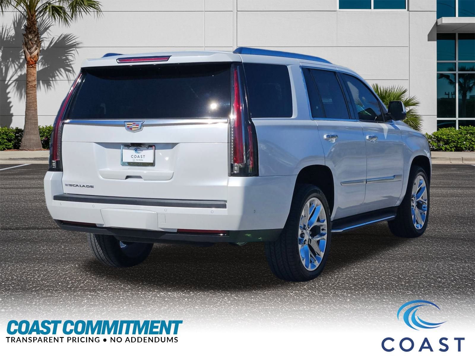 Used 2020 Cadillac Escalade Premium Luxury image 6