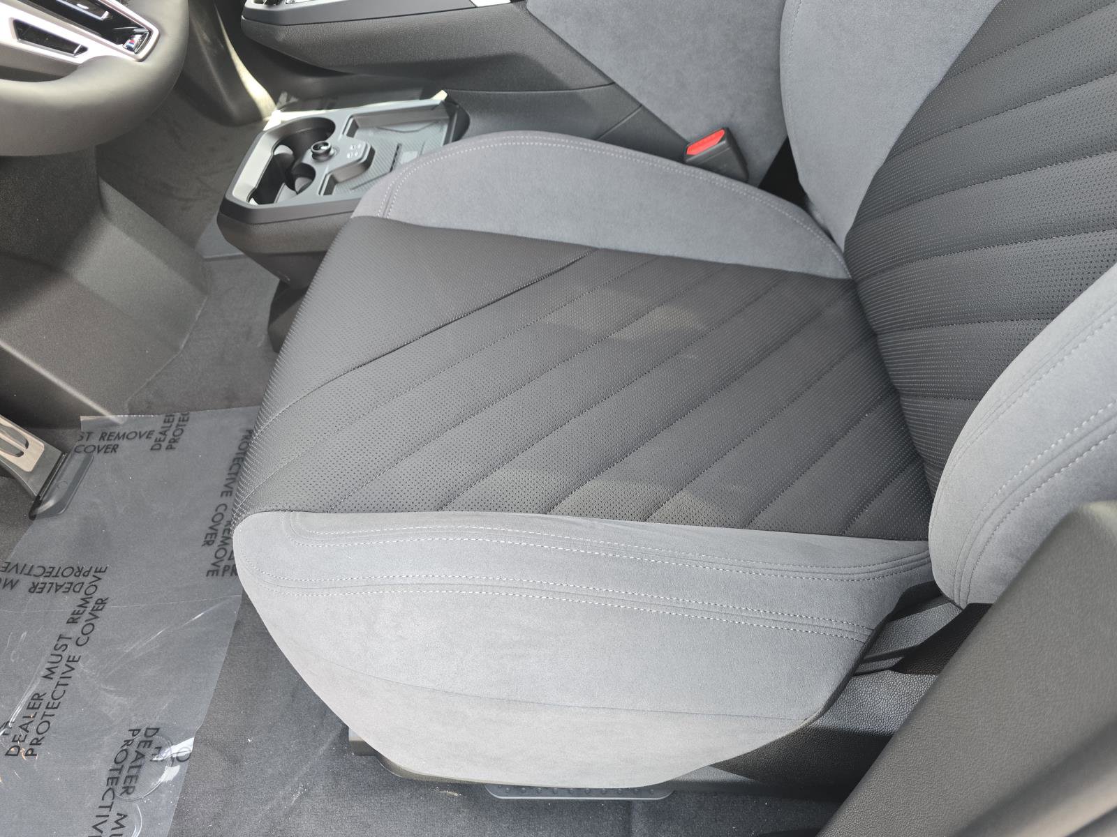 New 2026 BMW iX xDrive60 w/ M Sport Package image 17