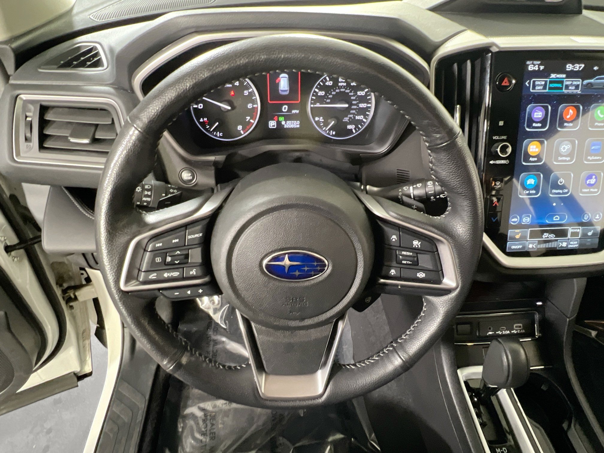 Used 2023 Subaru Ascent Limited image 11