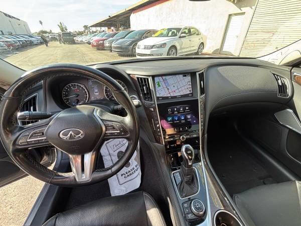 Used 2018 INFINITI Q50 Luxe image 10