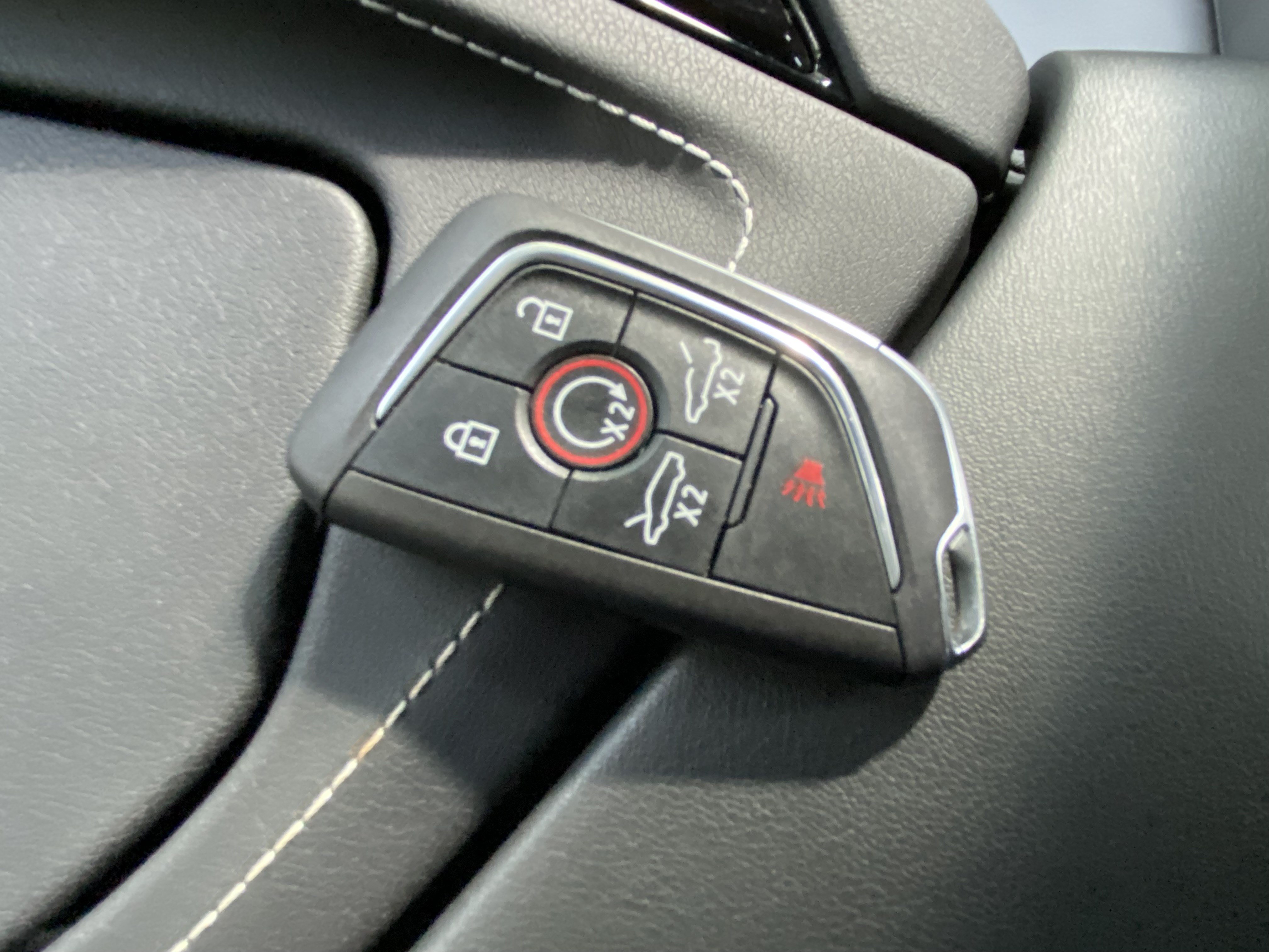 Used 2024 Chevrolet Corvette Stingray Preferred Cpe w/ Battery Protection Package RWD image 38