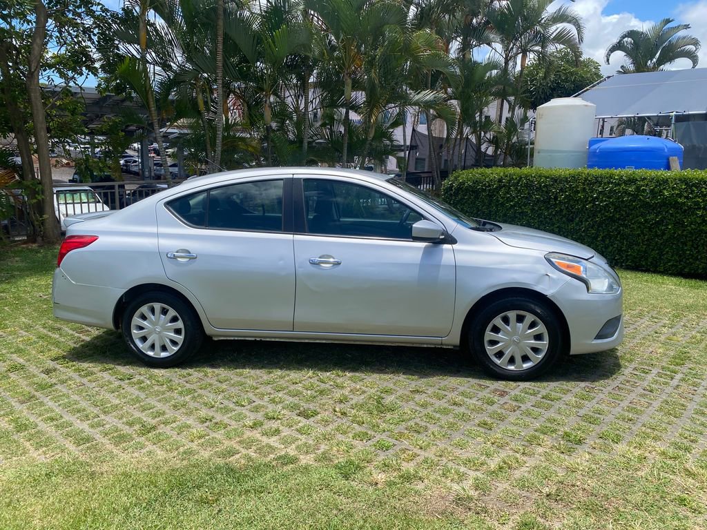 Used 2015 Nissan Versa SV FWD image 8