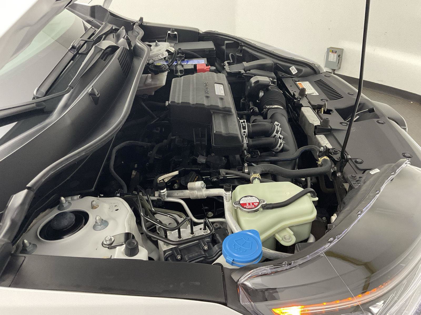 Used 2020 Honda CR-V Touring image 22