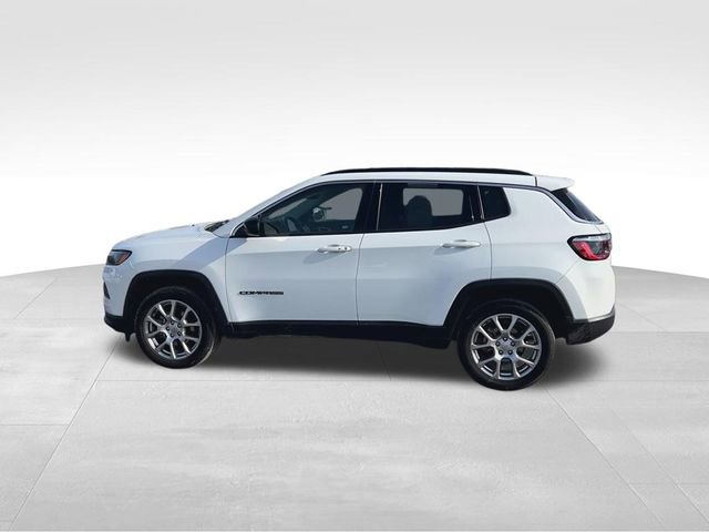 Used 2022 Jeep Compass Latitude image 6