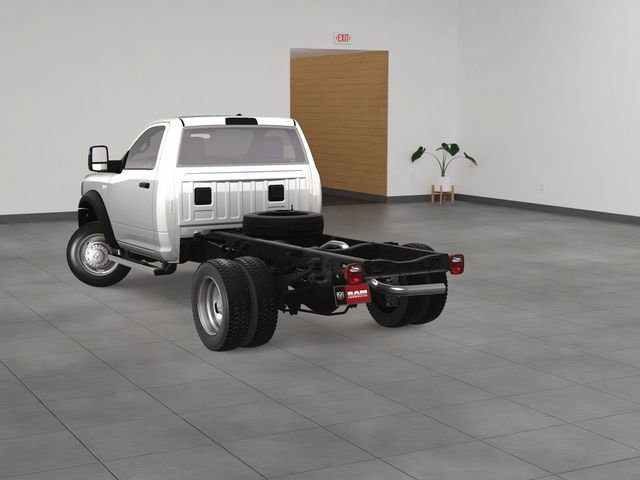 New 2023 RAM 5500 Tradesman image 4
