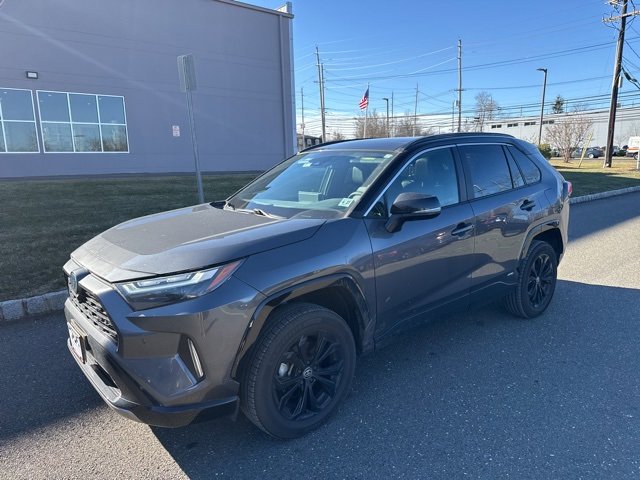Used 2022 Toyota RAV4 XSE video 2