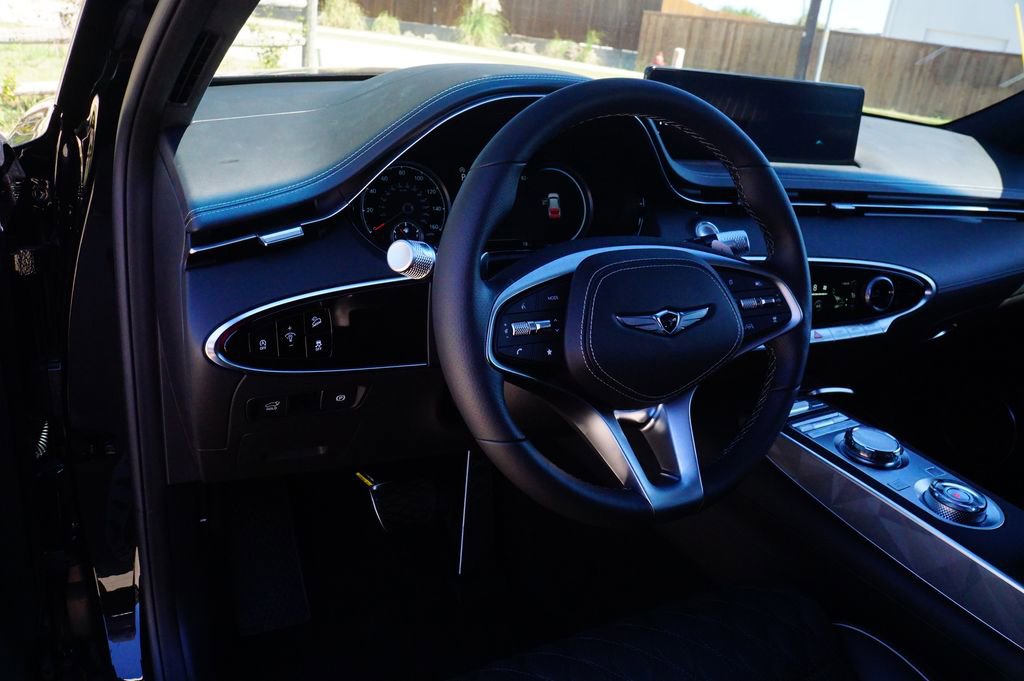 Certified 2025 Genesis GV70 3.5T Sport w/ Sport Advanced Package image 18