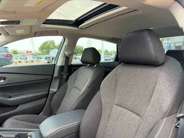 Certified 2024 Honda Accord EX image 9