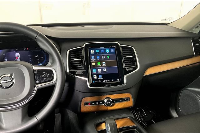Used 2024 Volvo XC90 B6 Plus image 6