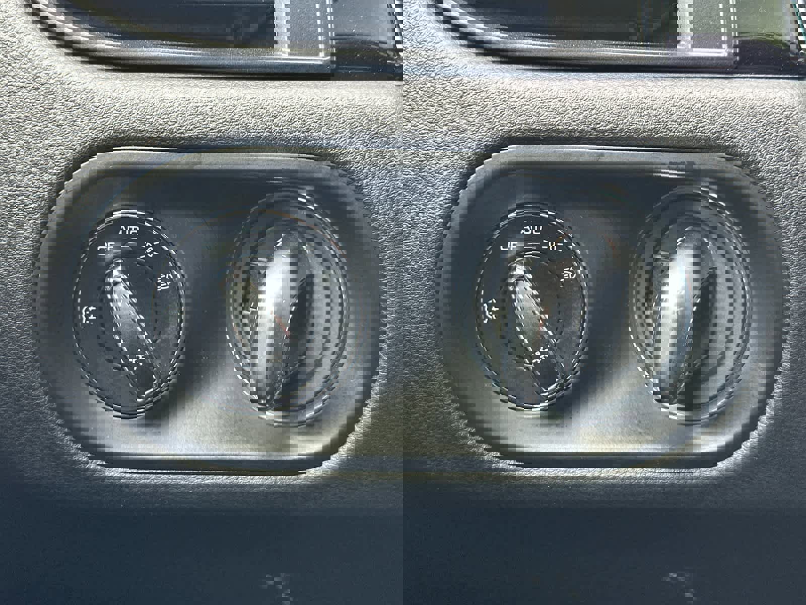 Used 2019 Porsche Macan image 30