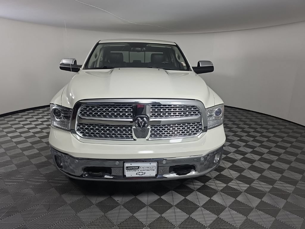 Used 2017 RAM 1500 Laramie w/ Convenience Group AWD/4WD image 8