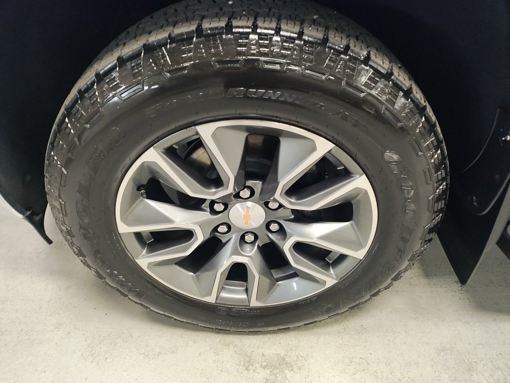 Used 2025 Chevrolet Silverado 1500 LT w/ LPO, Liner Protection Package image 18