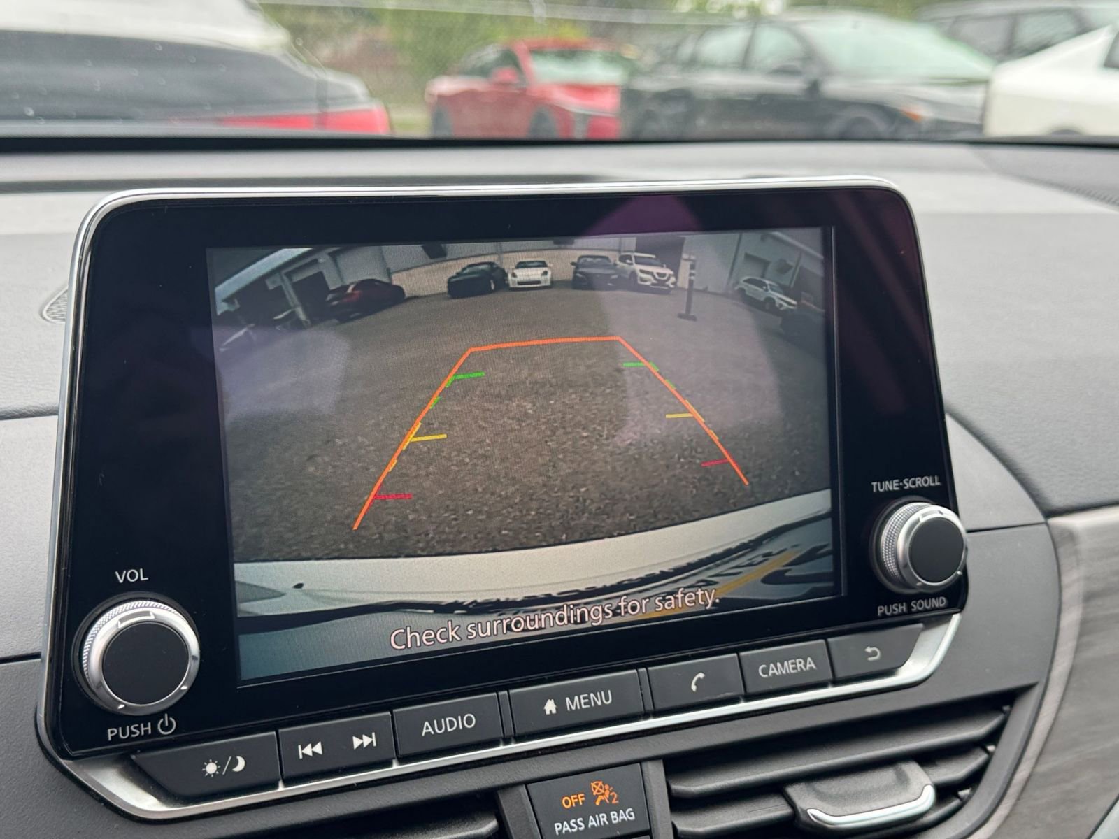 Used 2025 Nissan Altima 2.5 SV image 23