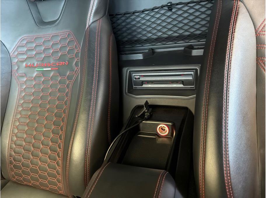 Used 2019 Lamborghini Huracan LP 580-2 RWD image 27