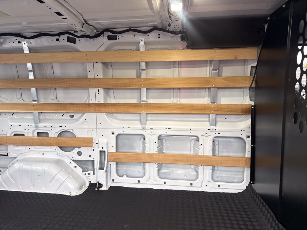 Used 2025 Ford Transit 250 Low Roof w/ Exterior Upgrade Package RWD image 20