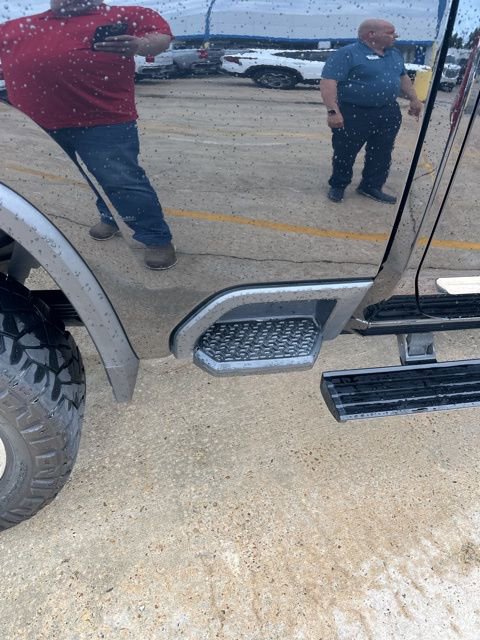 Used 2024 Chevrolet Silverado 2500 High Country w/ High Country Premium Package AWD/4WD image 32