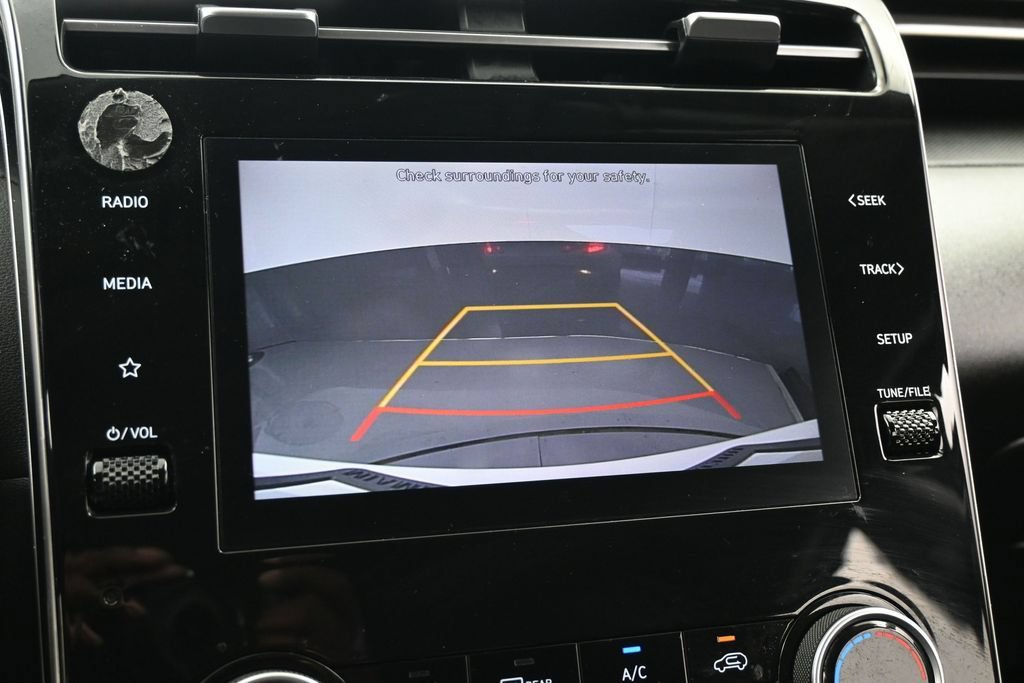 Used 2024 Hyundai Tucson SE FWD image 17