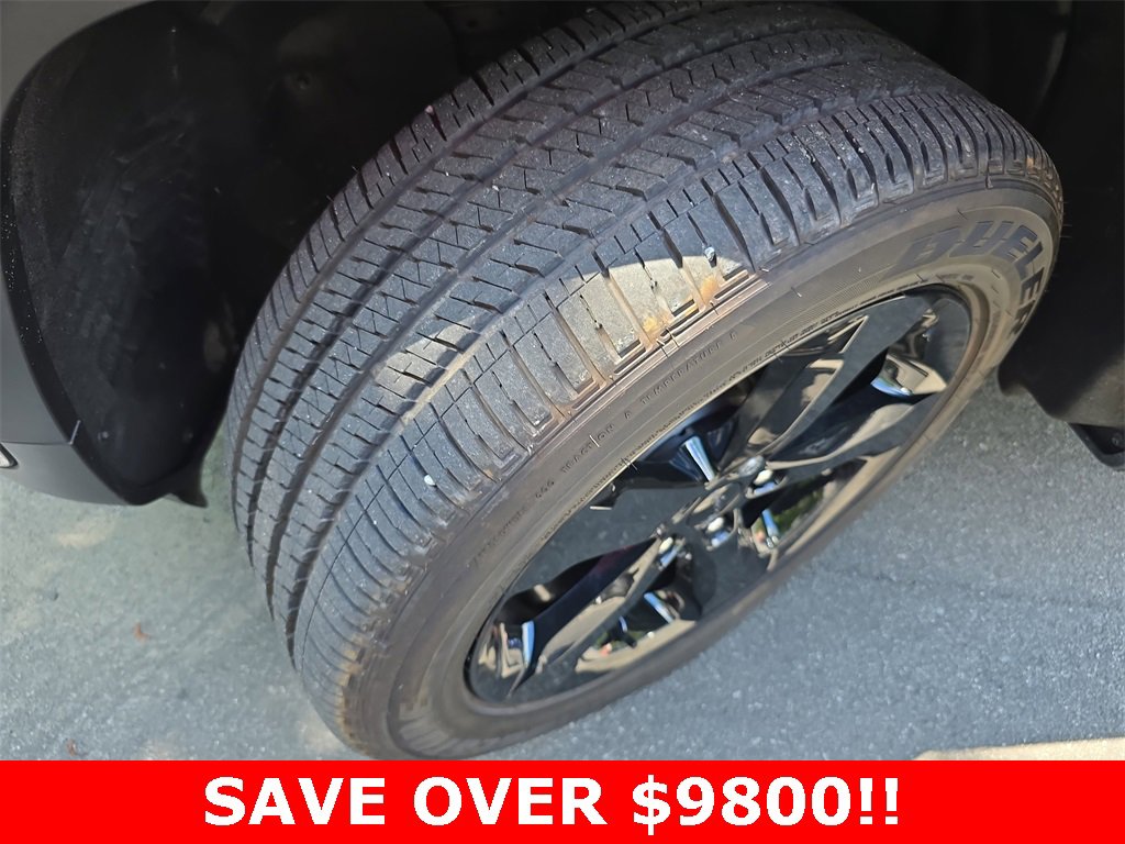 Used 2023 Jeep Grand Cherokee Altitude image 32