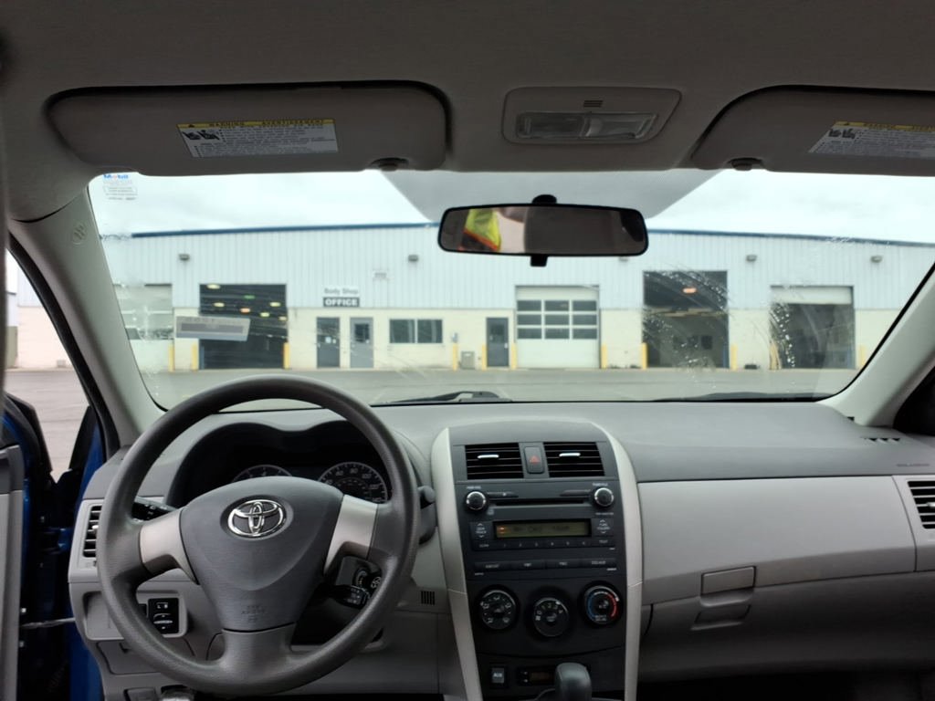 Used 2010 Toyota Corolla LE w/ All Weather Guard Pkg FWD image 9
