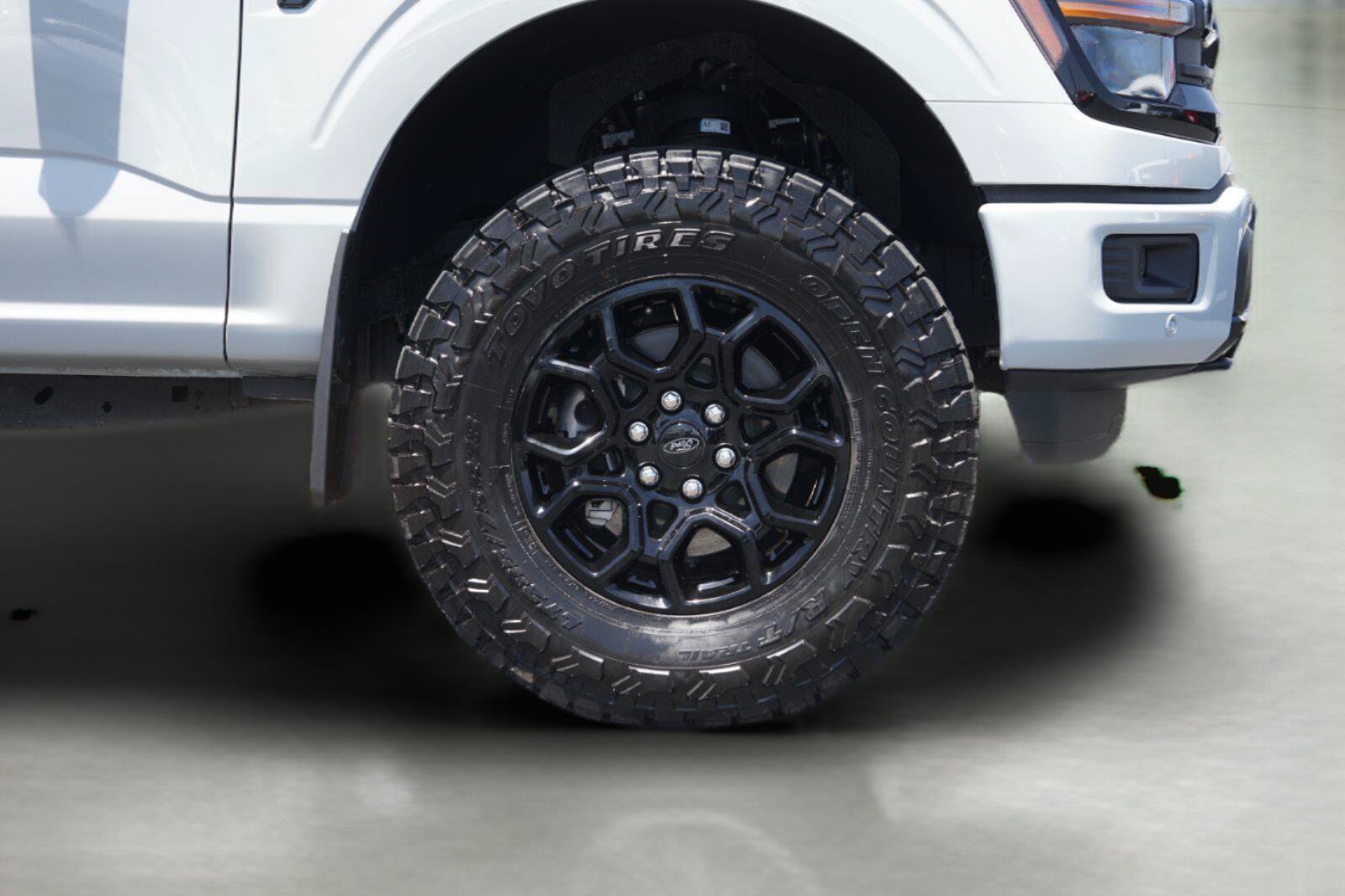 Used 2026 Ford F150 XLT w/ Equipment Group 302A MID AWD/4WD image 4