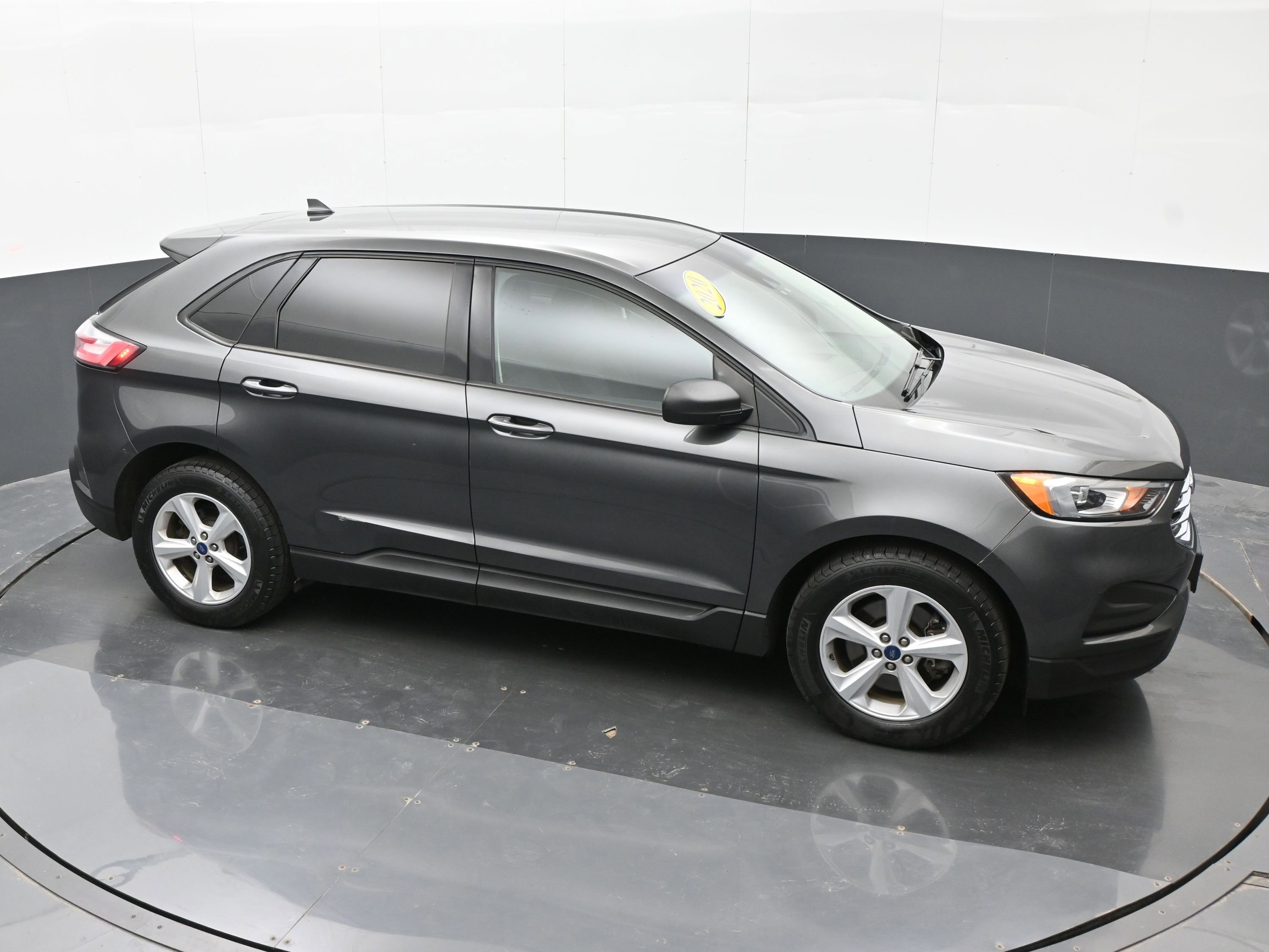 Used 2020 Ford Edge SE AWD/4WD image 32