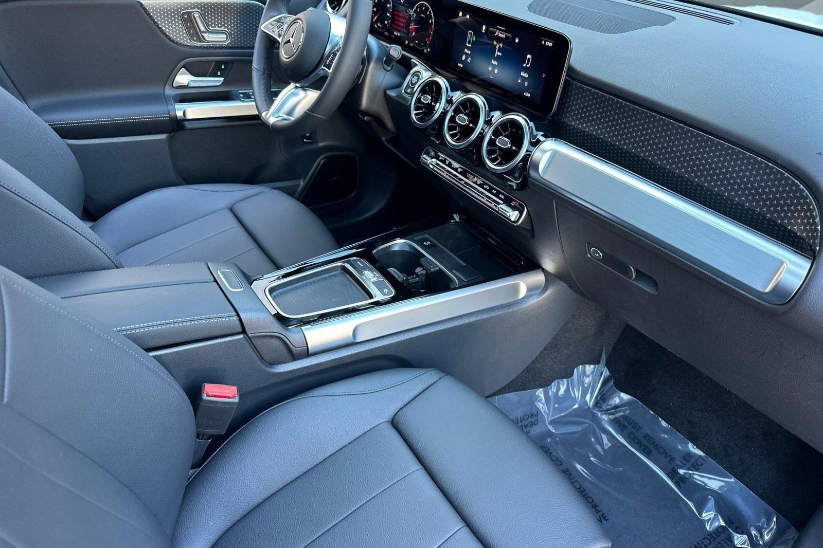 New 2026 Mercedes-Benz GLB 250 image 25