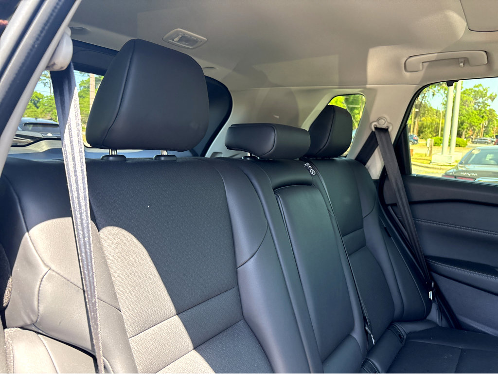 Used 2024 Nissan Rogue SV w/ SV Premium Package image 15