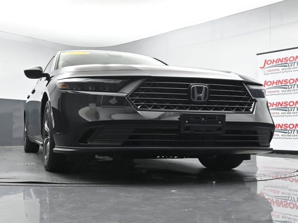 Used 2023 Honda Accord EX image 33
