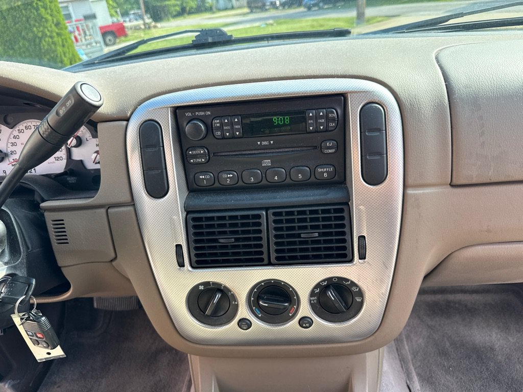 Used 2004 Mercury Mountaineer 2WD image 15