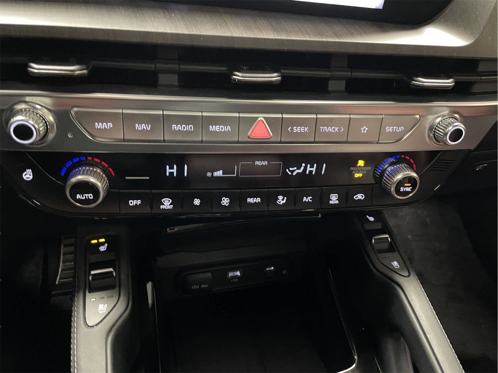 Used 2023 Kia Telluride SX image 29