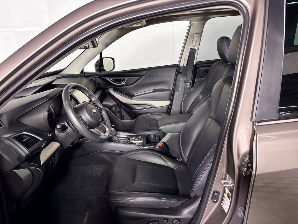 Used 2023 Subaru Forester Limited AWD/4WD image 11