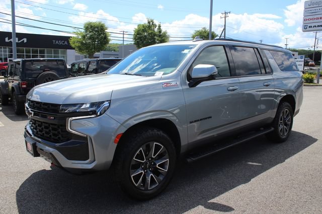 Used 2023 Chevrolet Suburban Z71 w/ Luxury Package AWD/4WD image 2