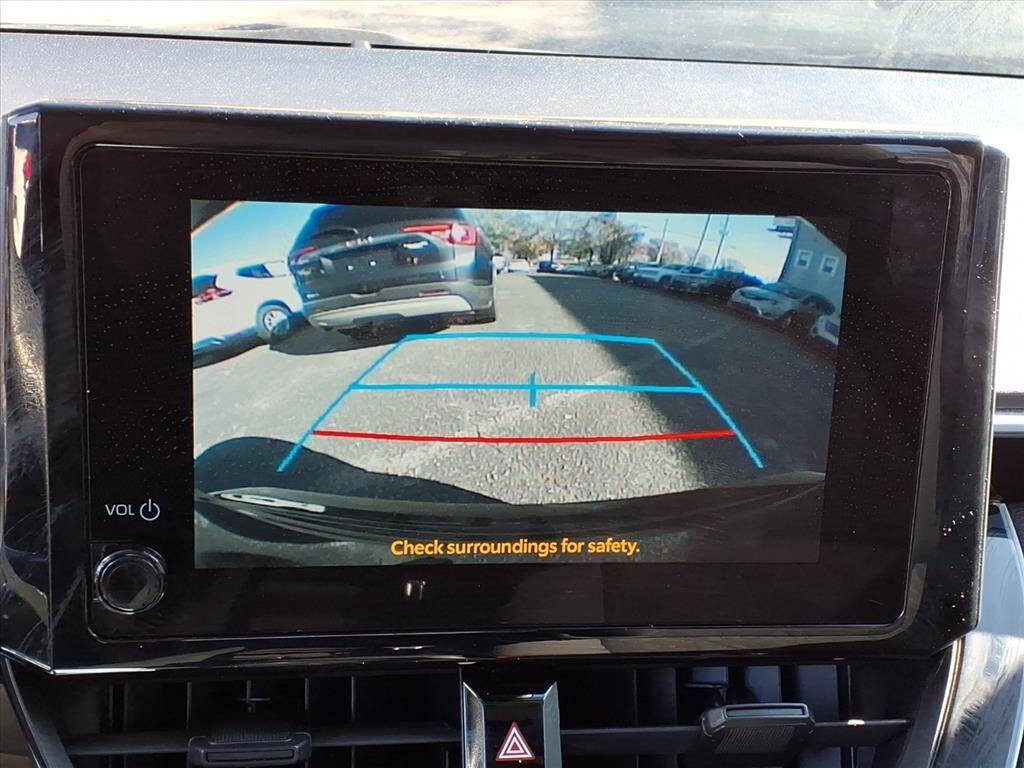 Used 2024 Toyota Corolla LE FWD image 17