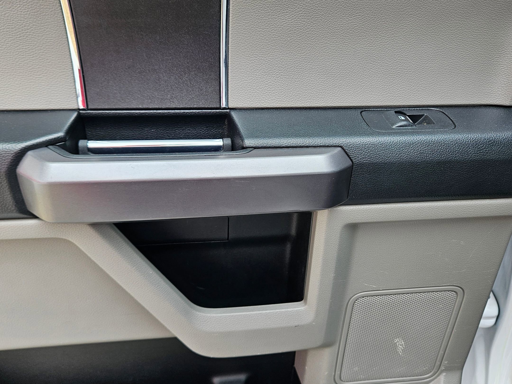 Used 2018 Ford F150 XLT image 22