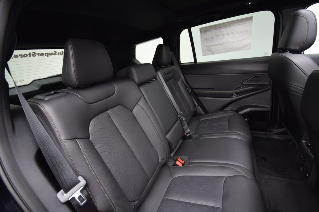 New 2026 Jeep Cherokee Overland w/ Advanced Pro Tech Group AWD/4WD image 20