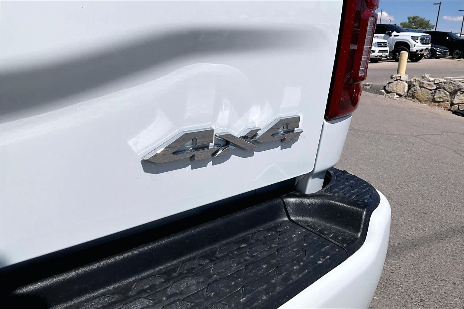 Used 2025 RAM 3500 Longhorn AWD/4WD image 10