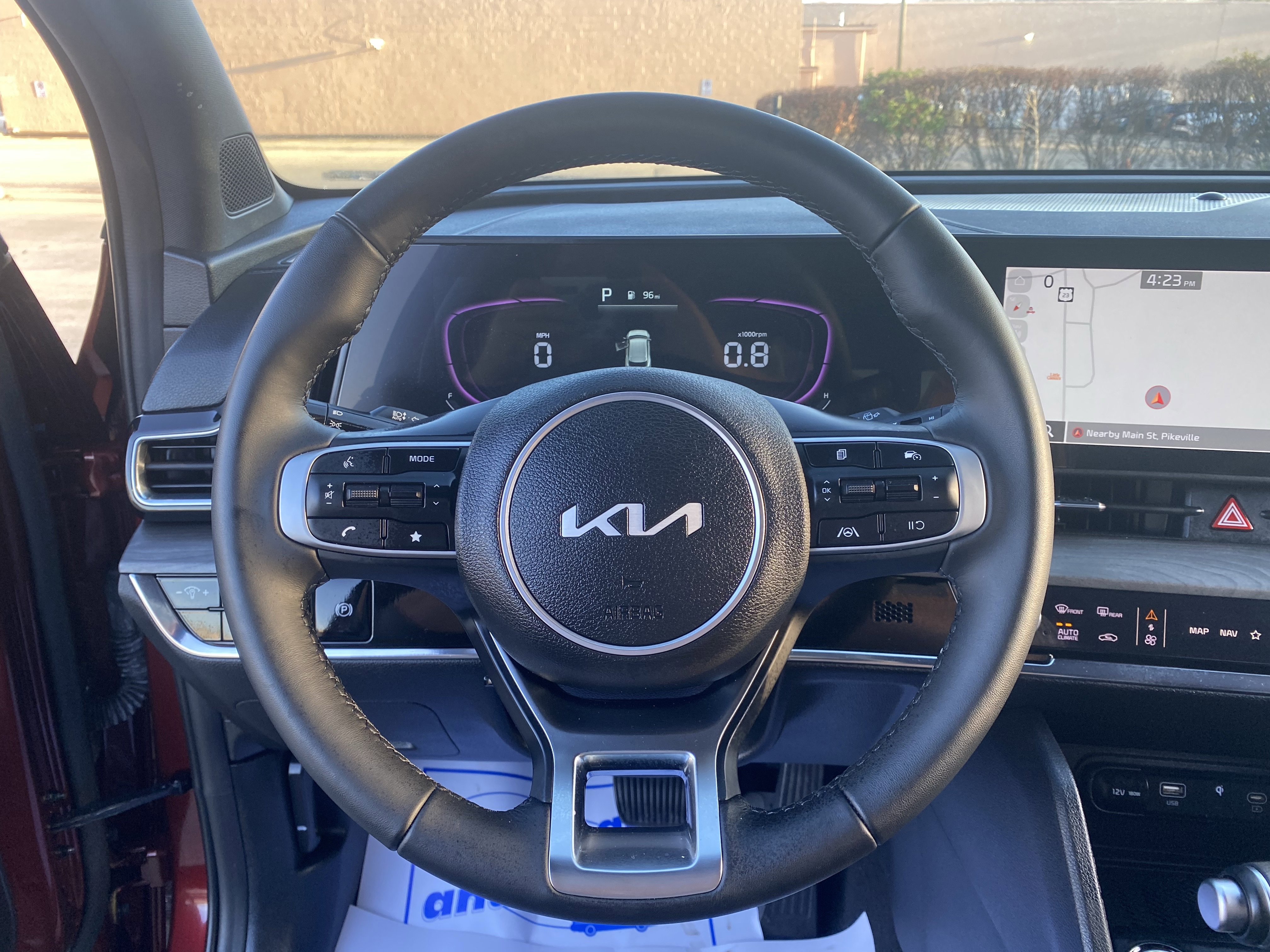 Used 2025 Kia Sportage X-Line image 5