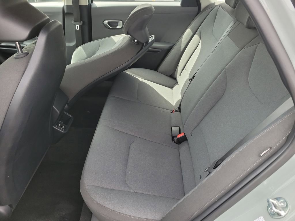 Used 2025 Kia K4 LXS FWD image 14