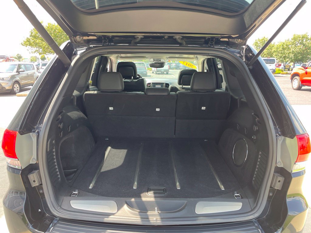 Used 2017 Jeep Grand Cherokee Summit AWD/4WD image 15