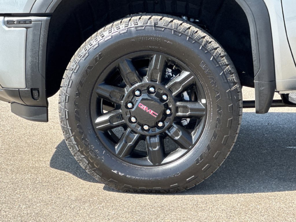 New 2026 GMC Sierra 2500 AT4 w/ AT4 Premium Plus Package AWD/4WD image 23